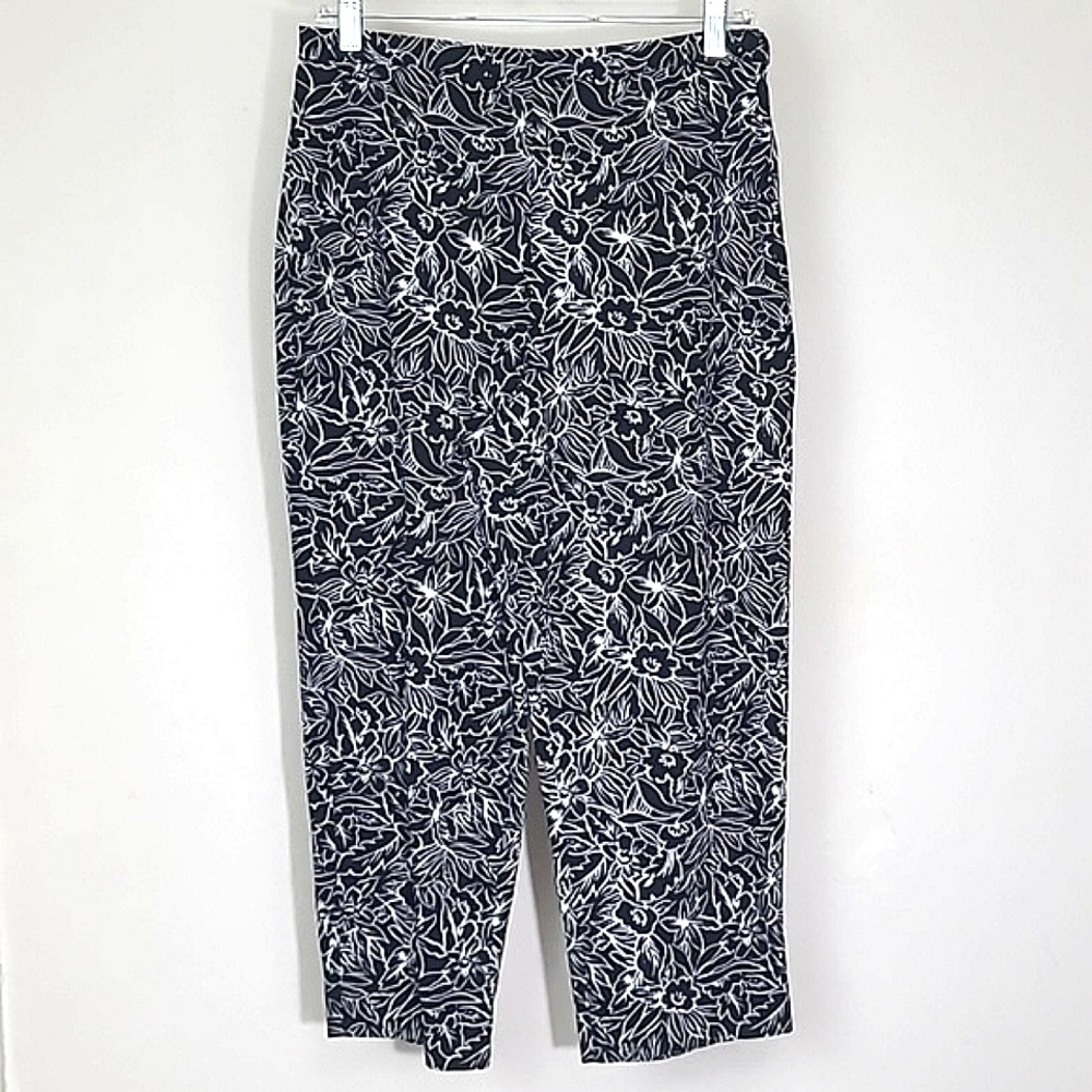 Sag Harbor Capris black & white floral print side zip elastic waist sz Small